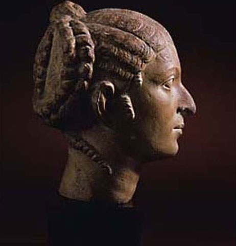 Polymeres ars mundi Museums-Replikat von Hand gegossen.jpg