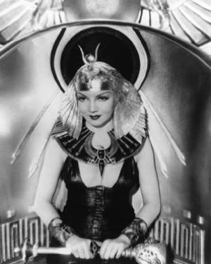 Claudette Colbert as Cleopatra (1934).jpg