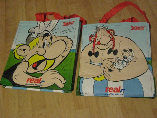 Real Taschen.jpg